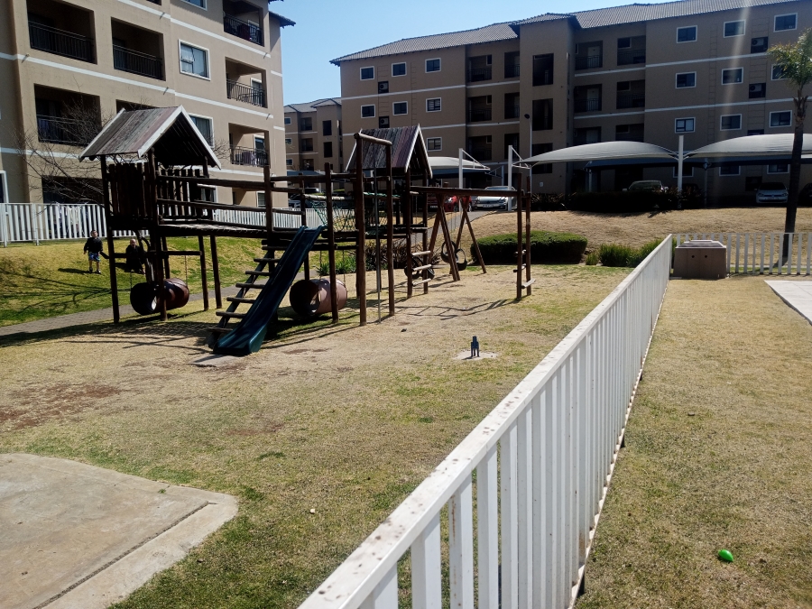 2 Bedroom Property for Sale in Lilianton Gauteng