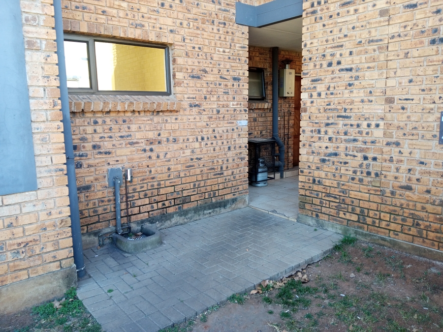 1 Bedroom Property for Sale in Comet Gauteng