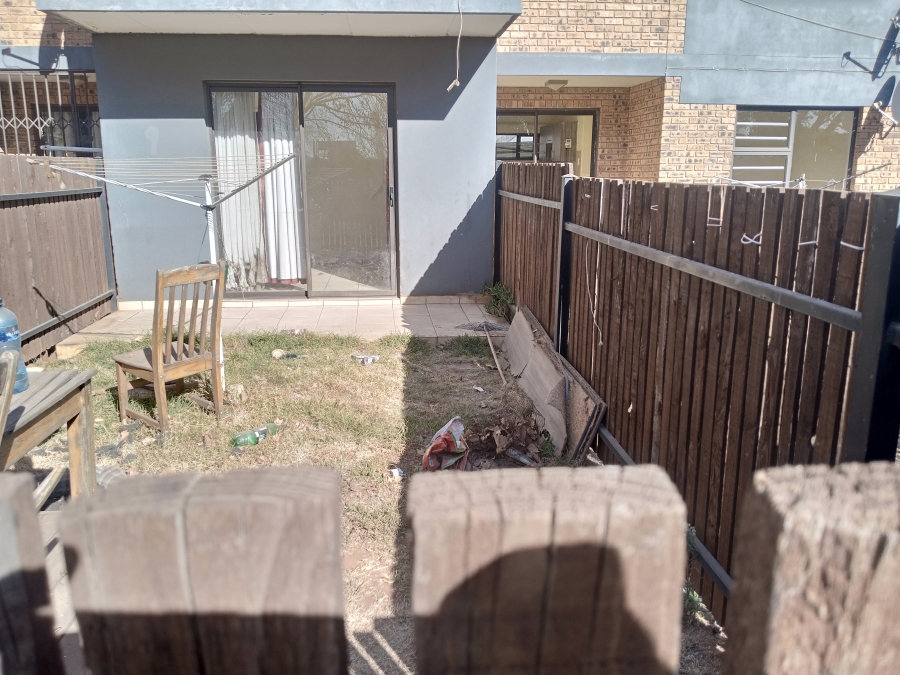 1 Bedroom Property for Sale in Comet Gauteng