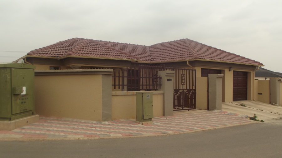 To Let 2 Bedroom Property for Rent in Goudrand Gauteng