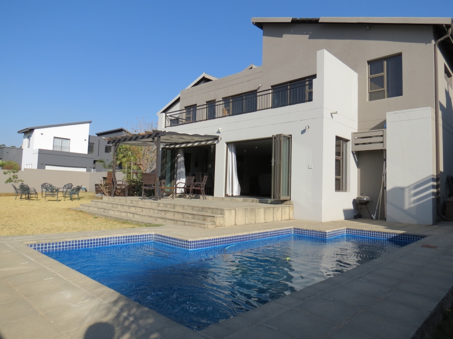 4 Bedroom Property for Sale in Greenstone Hill Gauteng