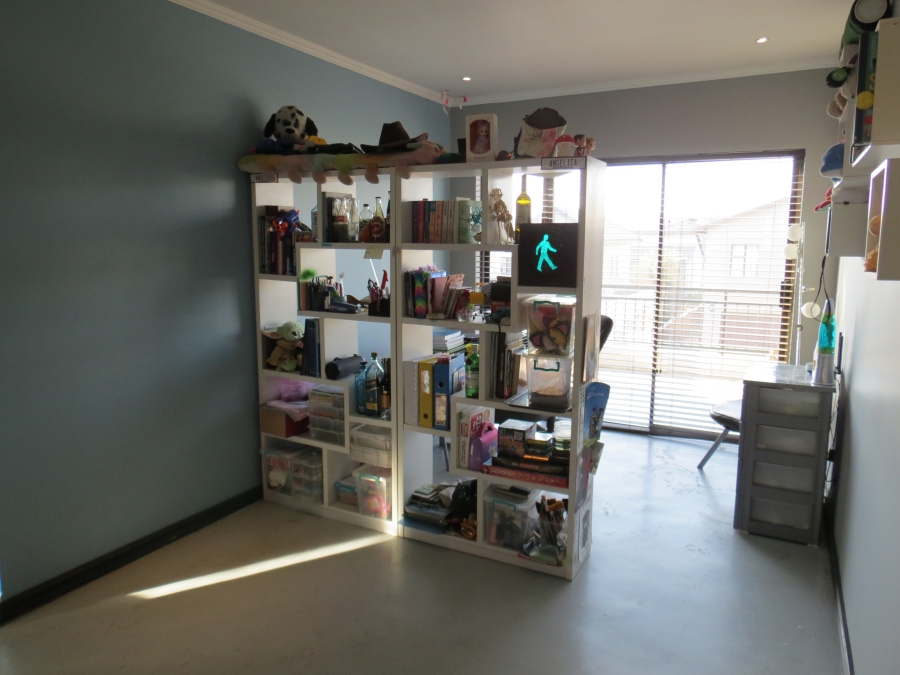 4 Bedroom Property for Sale in Greenstone Hill Gauteng