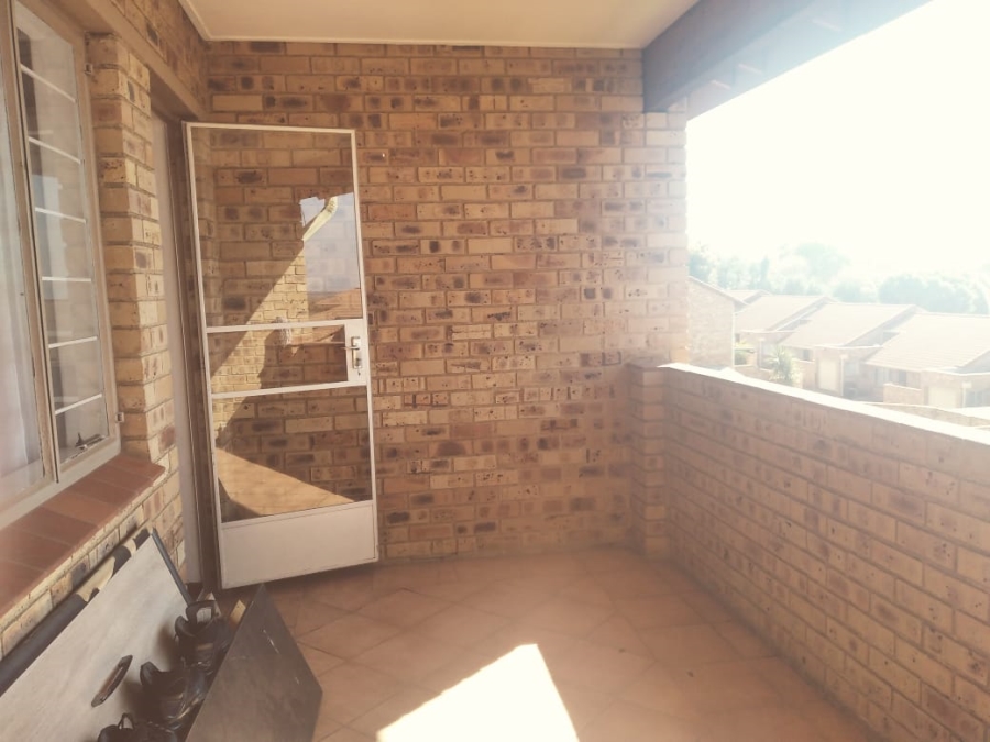 To Let 2 Bedroom Property for Rent in Sundowner Gauteng