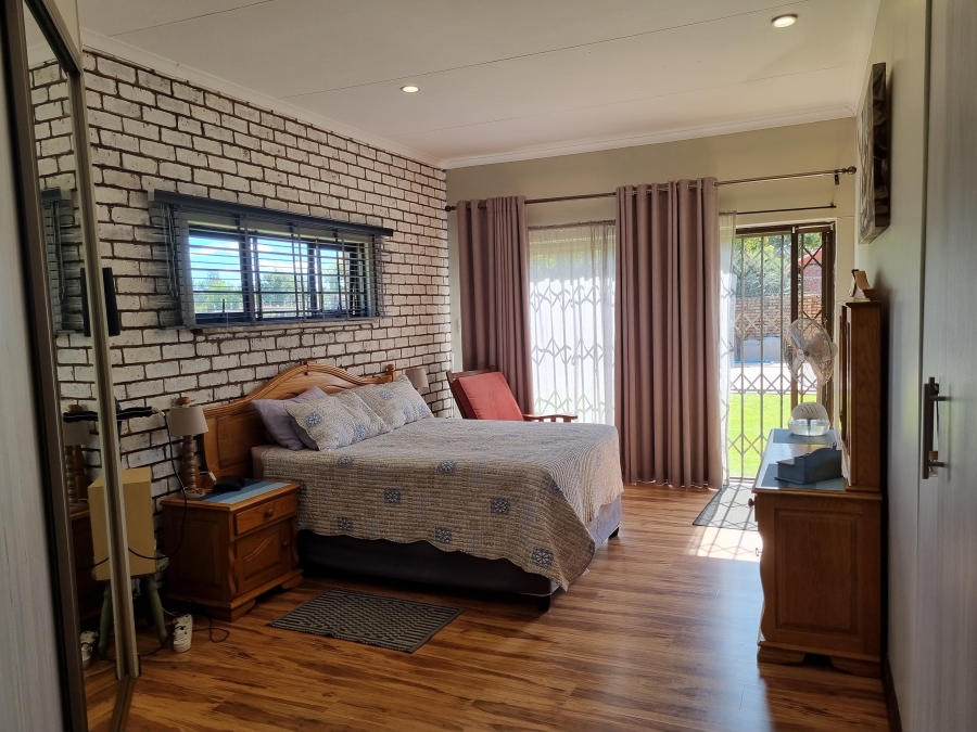 4 Bedroom Property for Sale in Golf Park Gauteng