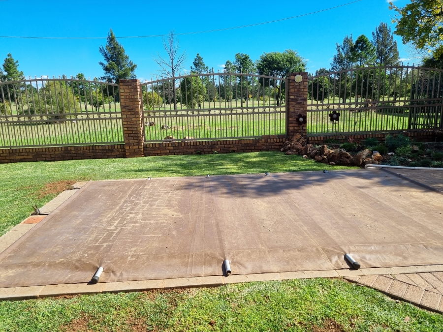 4 Bedroom Property for Sale in Golf Park Gauteng