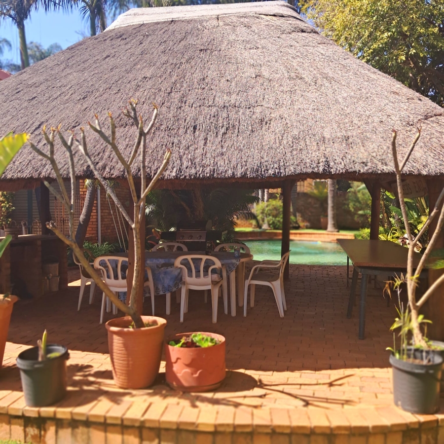 3 Bedroom Property for Sale in Die Wilgers Gauteng