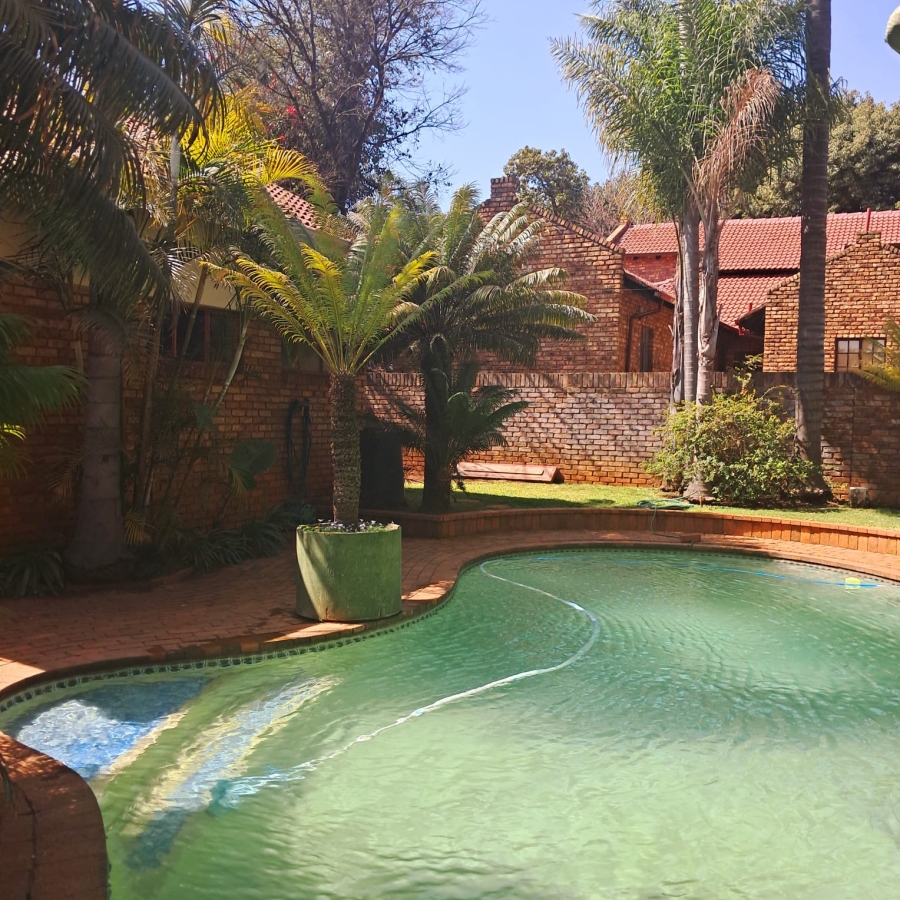 3 Bedroom Property for Sale in Die Wilgers Gauteng