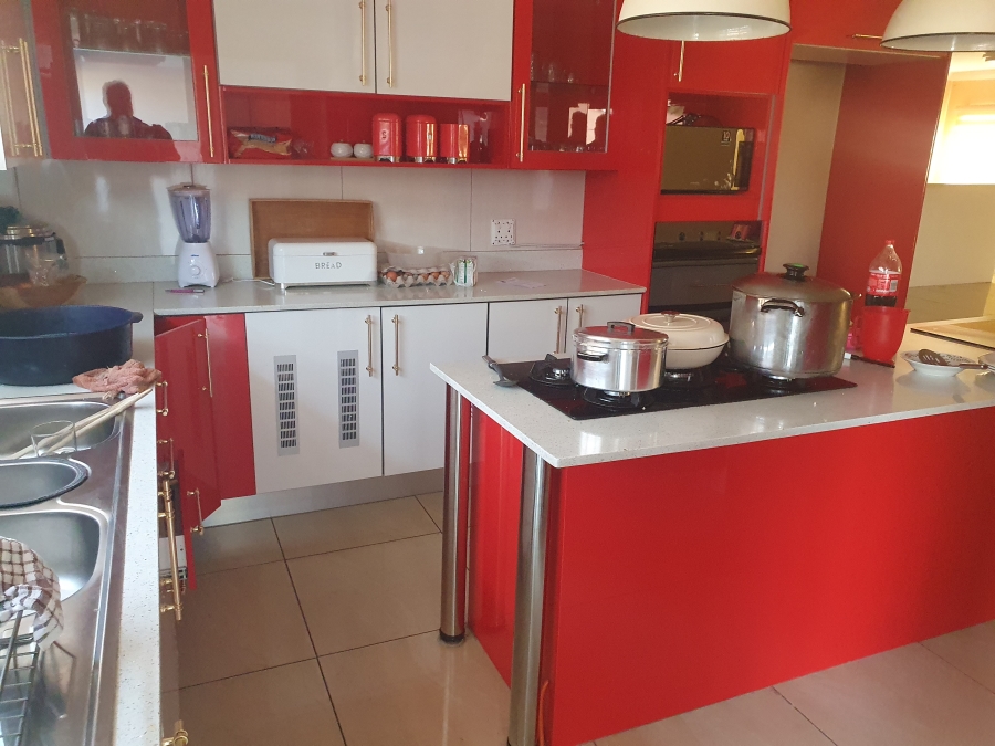 9 Bedroom Property for Sale in Claremont Gauteng