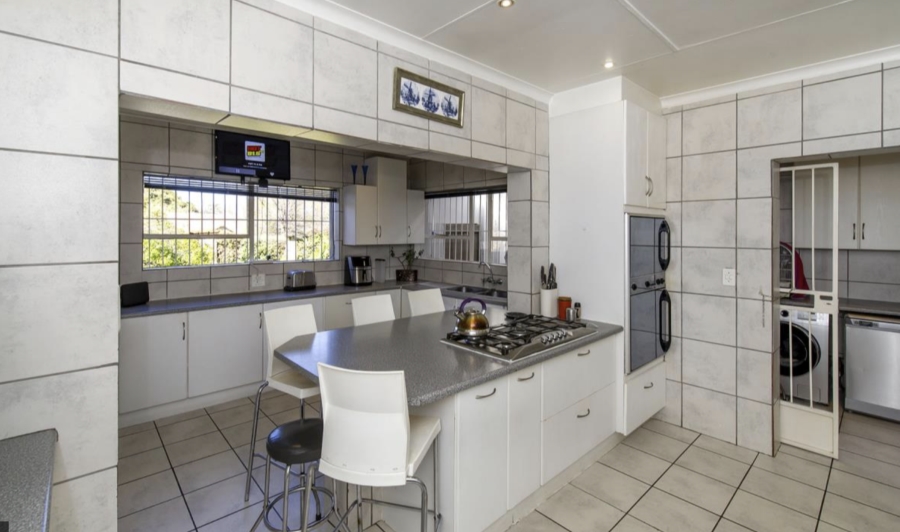 3 Bedroom Property for Sale in Highway Gardens Gauteng