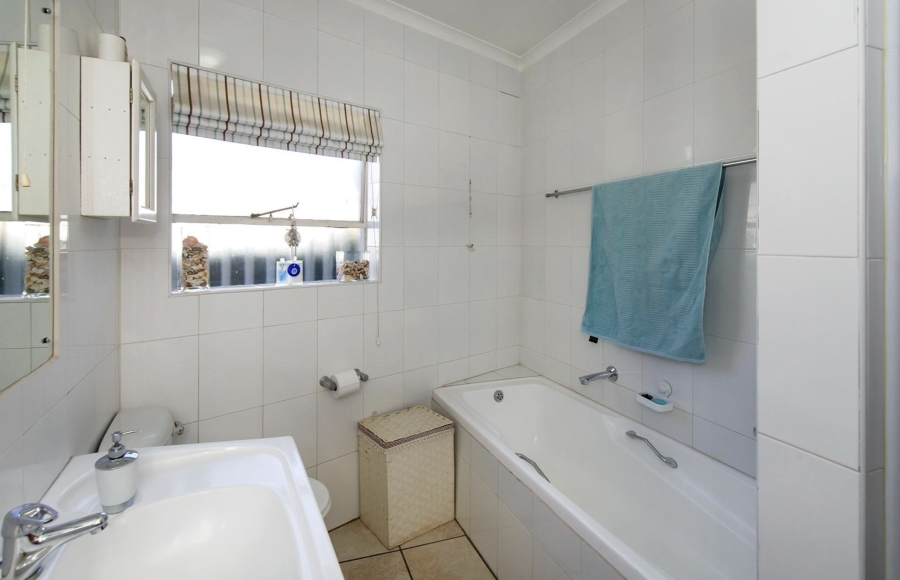 3 Bedroom Property for Sale in Highway Gardens Gauteng