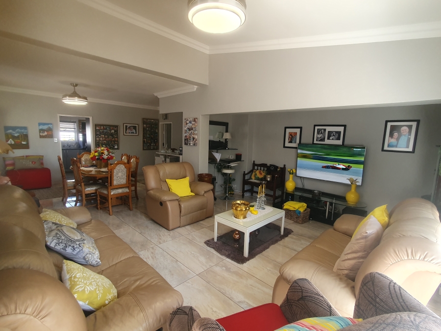 3 Bedroom Property for Sale in Edelweiss Gauteng