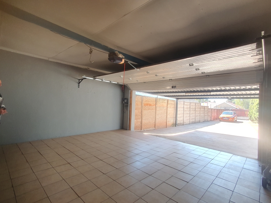 3 Bedroom Property for Sale in Edelweiss Gauteng