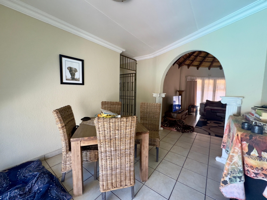 3 Bedroom Property for Sale in Dersley Gauteng