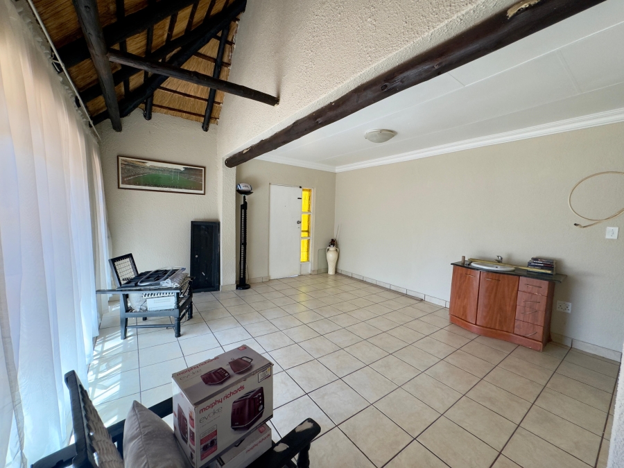 3 Bedroom Property for Sale in Dersley Gauteng