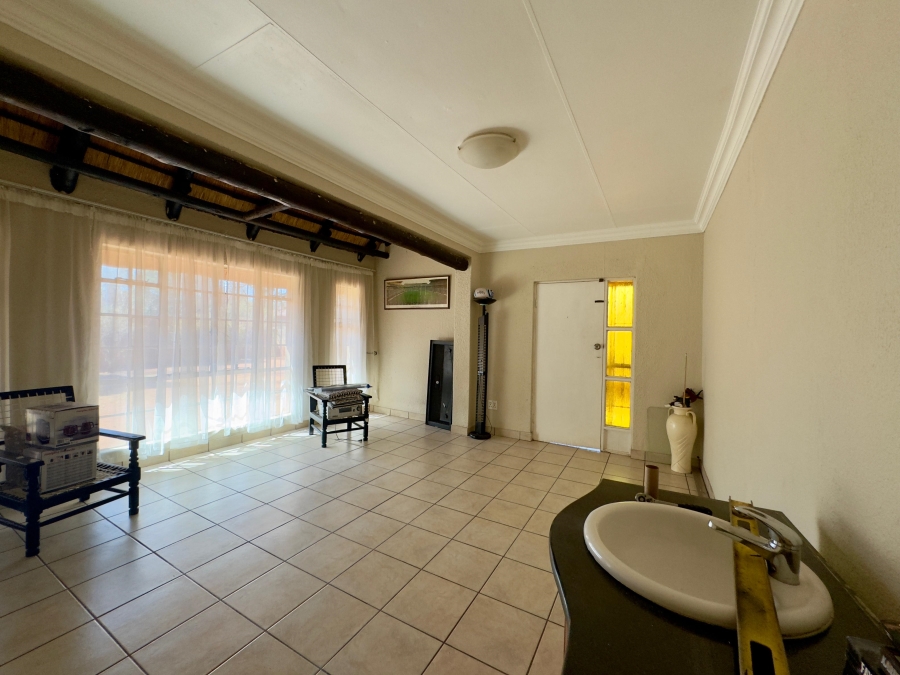 3 Bedroom Property for Sale in Dersley Gauteng