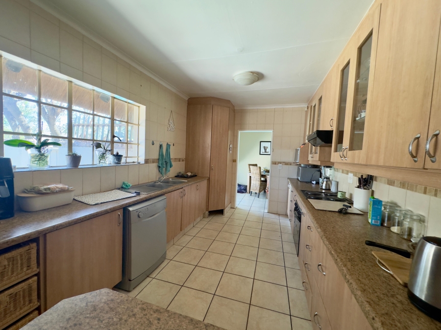 3 Bedroom Property for Sale in Dersley Gauteng