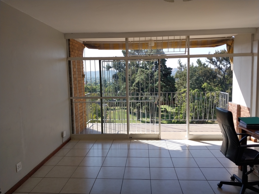 2 Bedroom Property for Sale in Villieria Gauteng