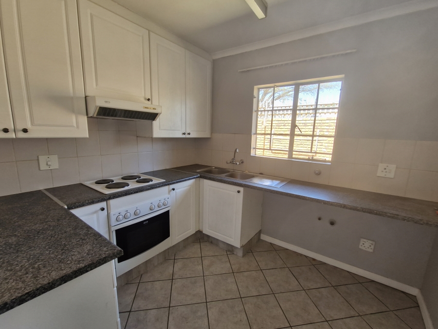 2 Bedroom Property for Sale in Die Wilgers Gauteng