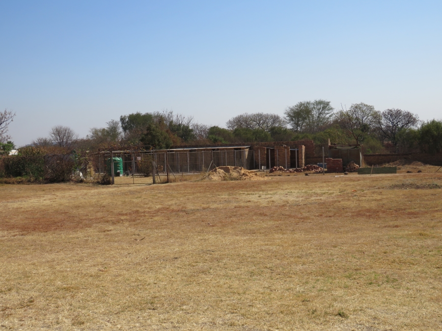 5 Bedroom Property for Sale in Derdepoort Gauteng