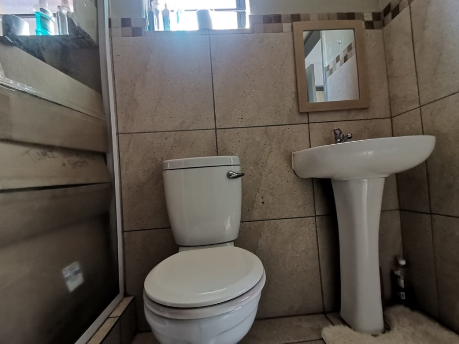 3 Bedroom Property for Sale in Albertsdal Gauteng