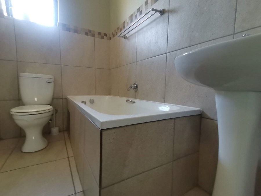 3 Bedroom Property for Sale in Albertsdal Gauteng