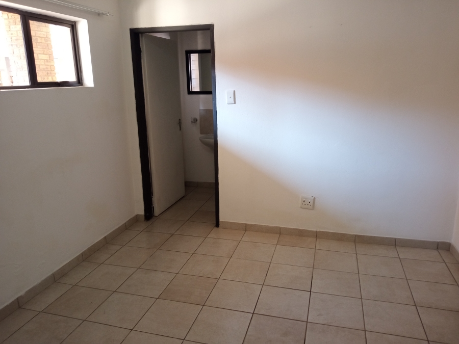 2 Bedroom Property for Sale in Witfield Gauteng