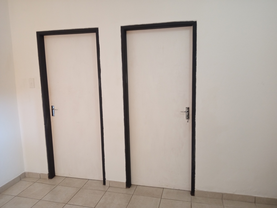 2 Bedroom Property for Sale in Witfield Gauteng