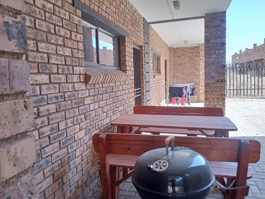 2 Bedroom Property for Sale in Witfield Gauteng