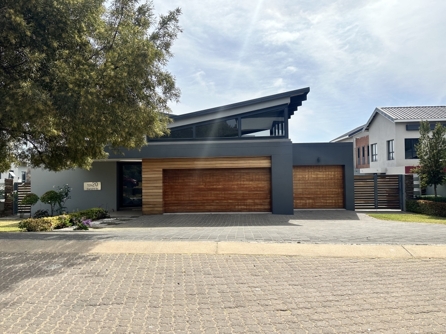 To Let 4 Bedroom Property for Rent in Copperleaf Estate Gauteng