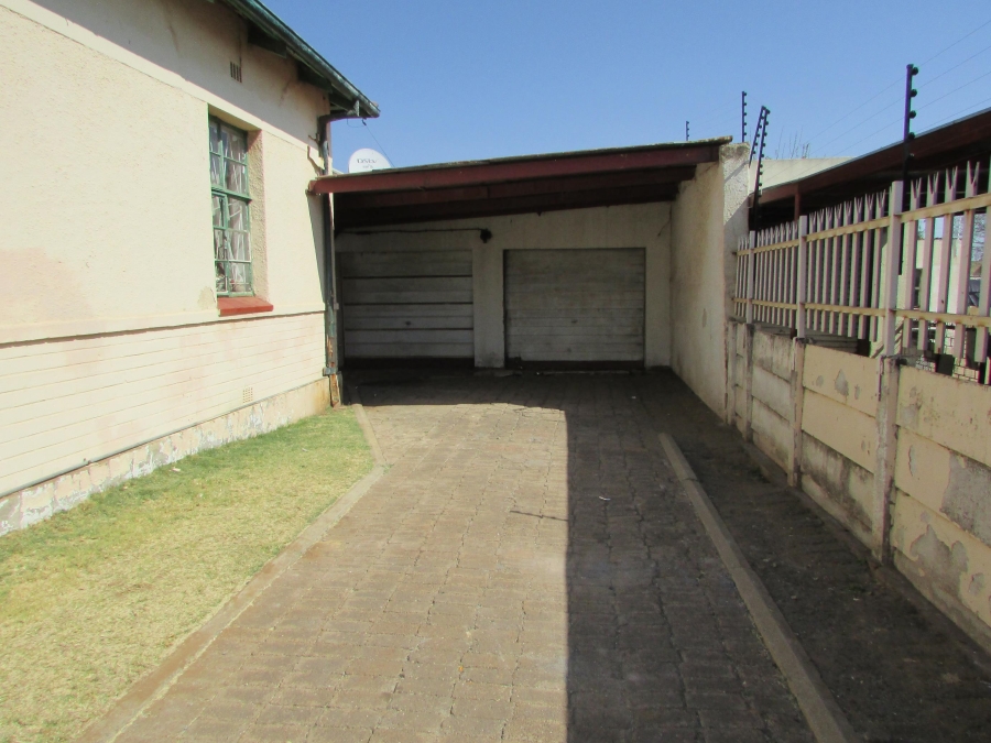 3 Bedroom Property for Sale in Randfontein Central Gauteng