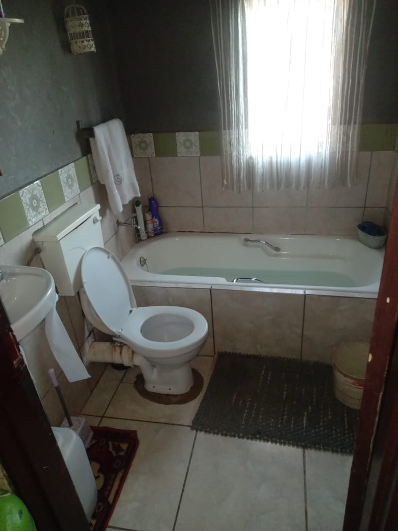 2 Bedroom Property for Sale in Orange Farm Gauteng