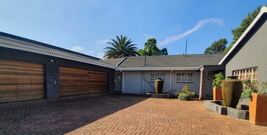 4 Bedroom Property for Sale in Dalpark Gauteng