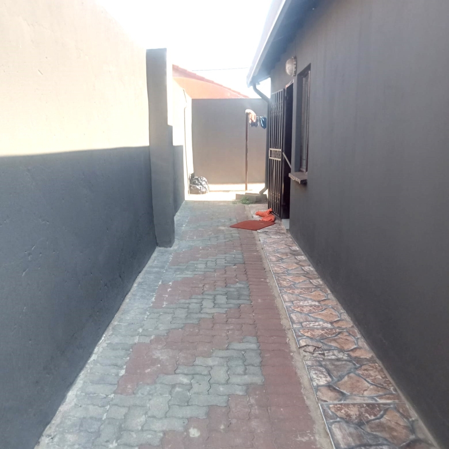 3 Bedroom Property for Sale in Windmill Park Gauteng