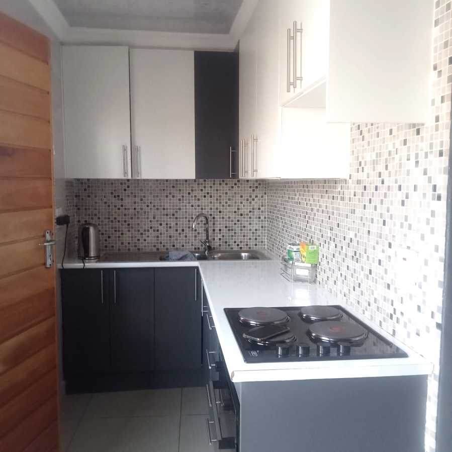 3 Bedroom Property for Sale in Windmill Park Gauteng