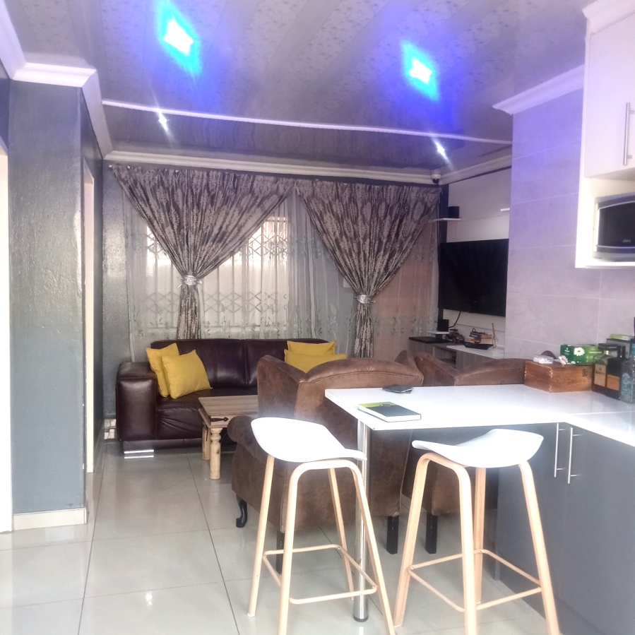 3 Bedroom Property for Sale in Windmill Park Gauteng