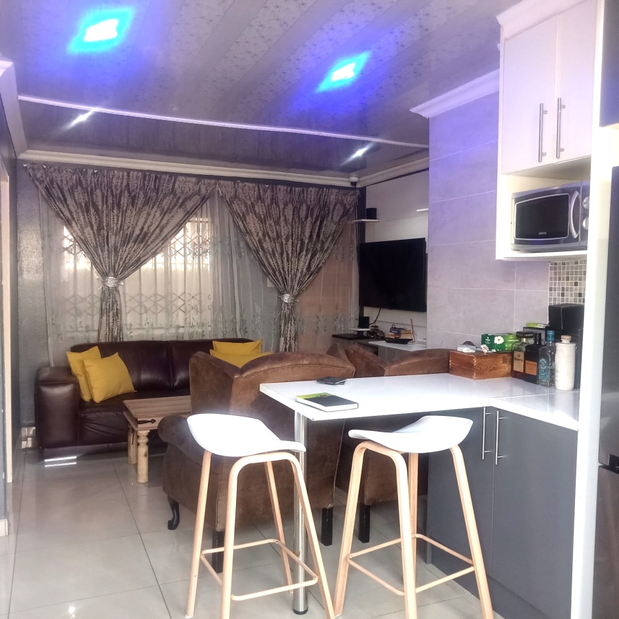 3 Bedroom Property for Sale in Windmill Park Gauteng