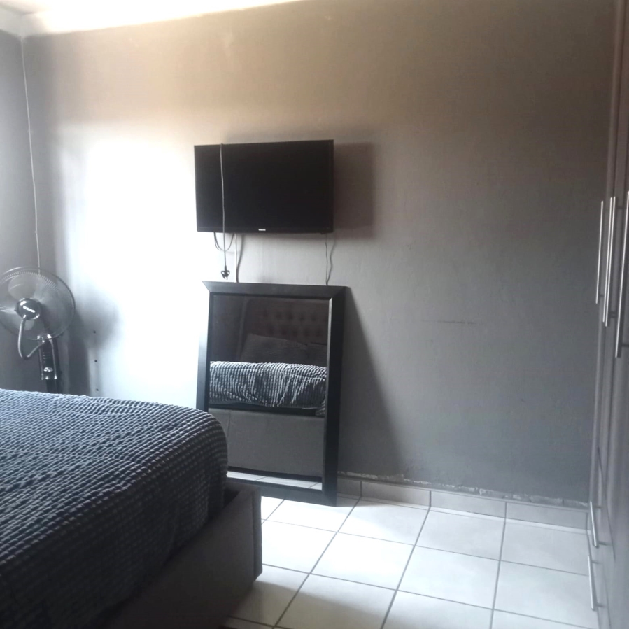 3 Bedroom Property for Sale in Windmill Park Gauteng