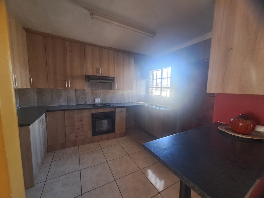 3 Bedroom Property for Sale in Kookrus Gauteng