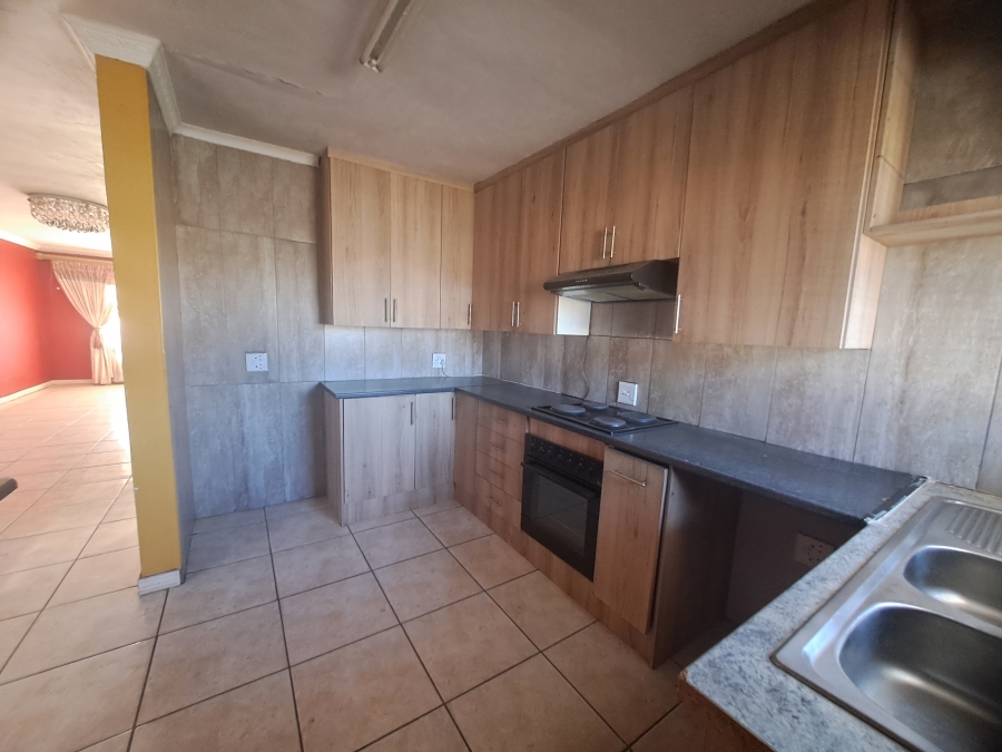 3 Bedroom Property for Sale in Kookrus Gauteng