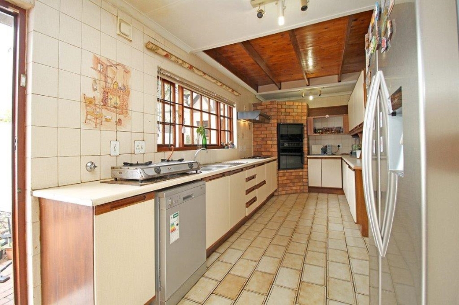 To Let 3 Bedroom Property for Rent in Bedfordview Gauteng