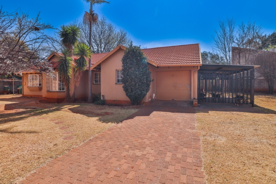 3 Bedroom Property for Sale in Terenure Gauteng