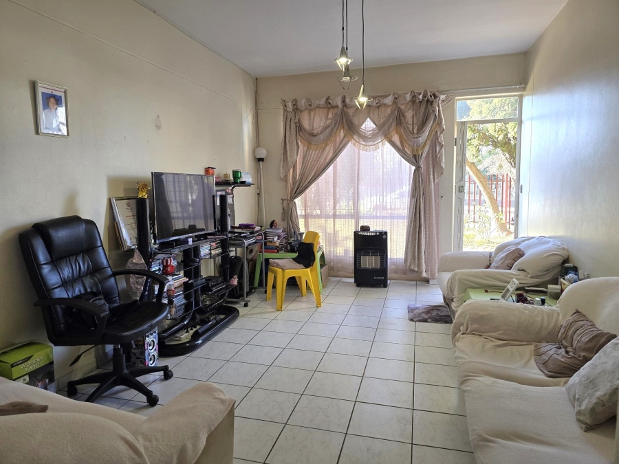 2 Bedroom Property for Sale in Edleen Gauteng