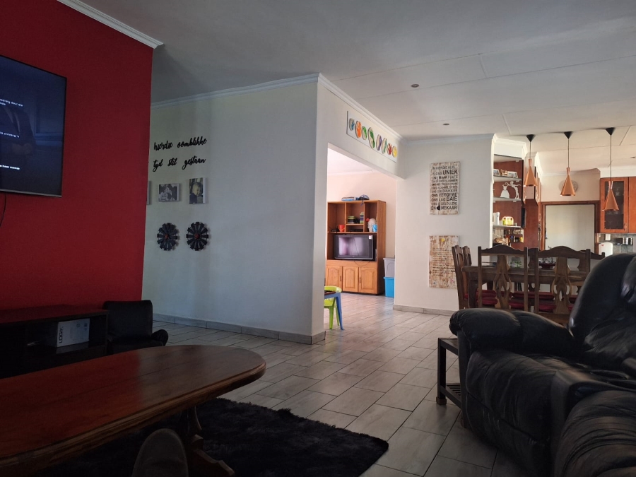 6 Bedroom Property for Sale in Valhalla Gauteng