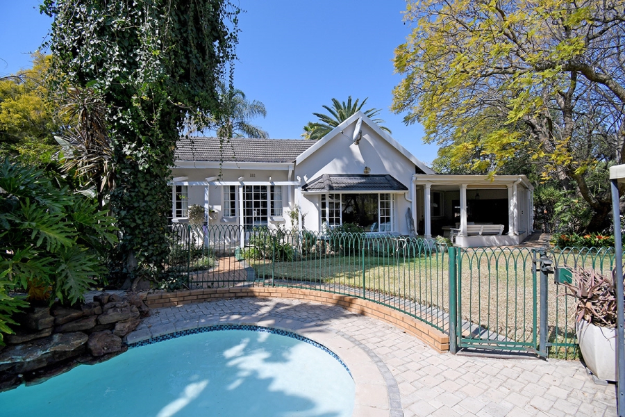 6 Bedroom Property for Sale in Bryanston Gauteng