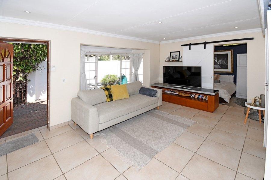 6 Bedroom Property for Sale in Bryanston Gauteng