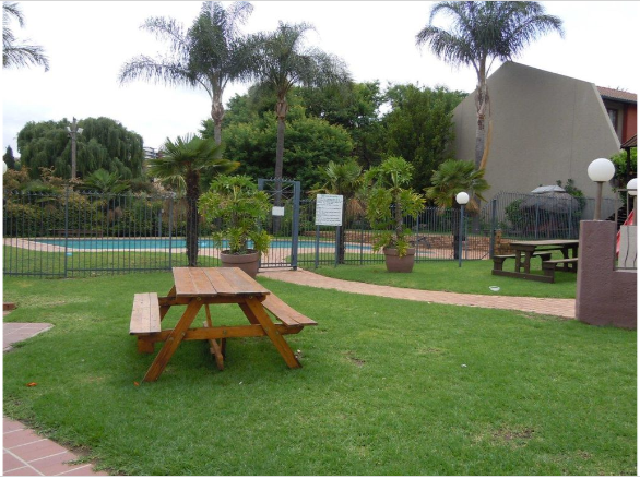 2 Bedroom Property for Sale in Sunninghill Gauteng