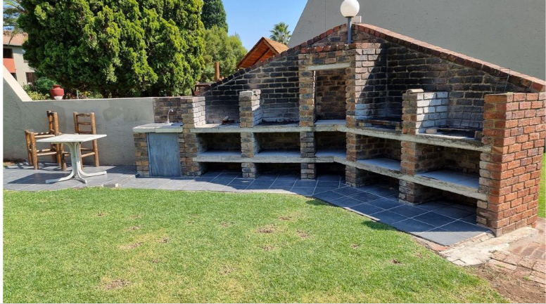 2 Bedroom Property for Sale in Sunninghill Gauteng