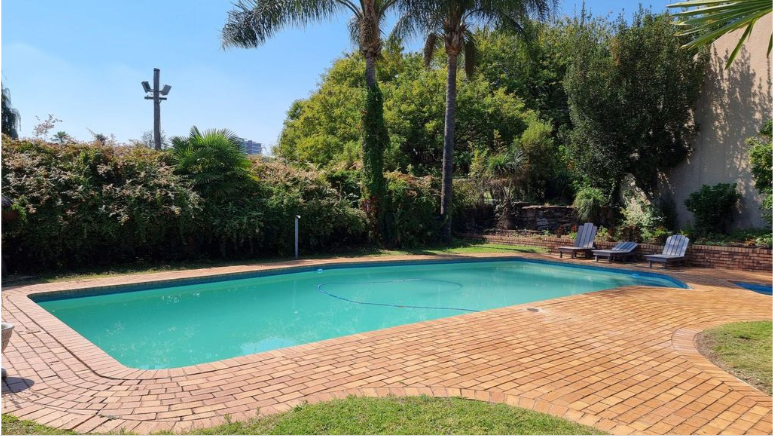 2 Bedroom Property for Sale in Sunninghill Gauteng