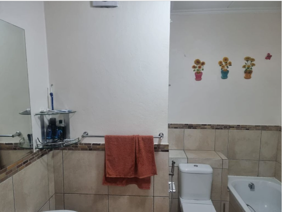 2 Bedroom Property for Sale in Sunninghill Gauteng