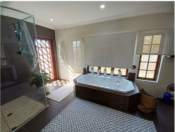 4 Bedroom Property for Sale in Edenburg Gauteng